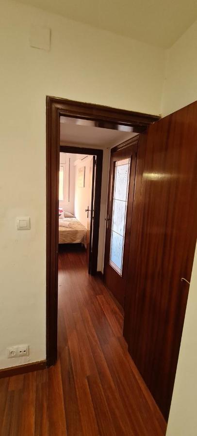 Habitaciones Camp Nou Apartment Л'Успіталет-да-Любрагат Екстер'єр фото